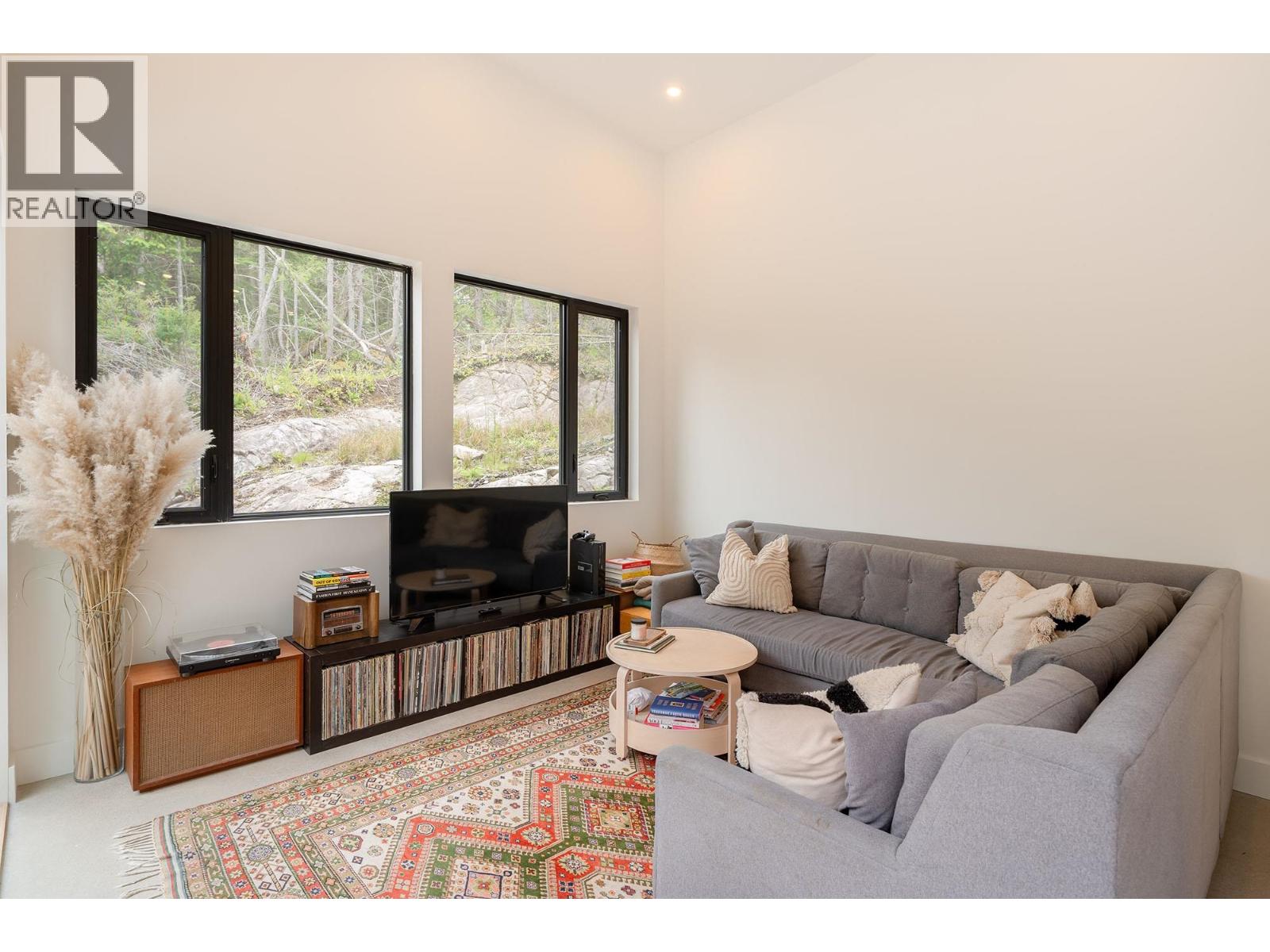 1290 Cowan Point Drive, Bowen Island, British Columbia  V0N 1G2 - Photo 13 - R3145578