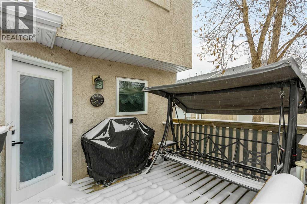 76 Sunlake Gardens Se, Calgary, Alberta T2X 3G4 - Photo 37 - A2332575