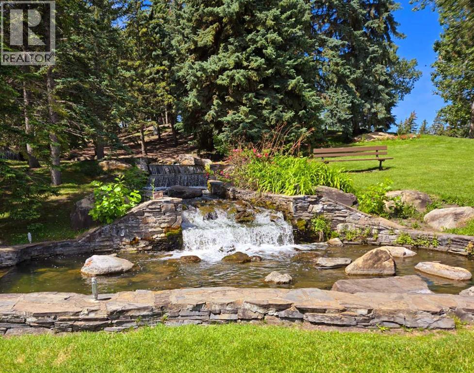 76 Sunlake Gardens Se, Calgary, Alberta T2X 3G4 - Photo 4 - A2332575