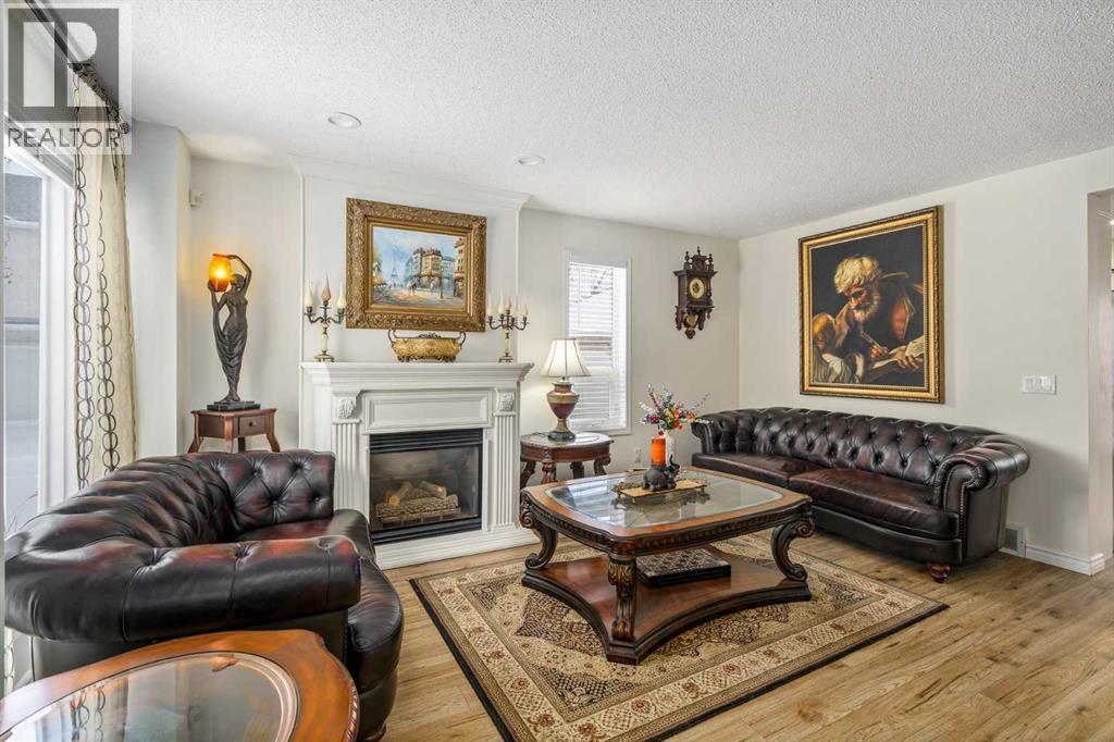 76 Sunlake Gardens Se, Calgary, Alberta T2X 3G4 - Photo 6 - A2332575
