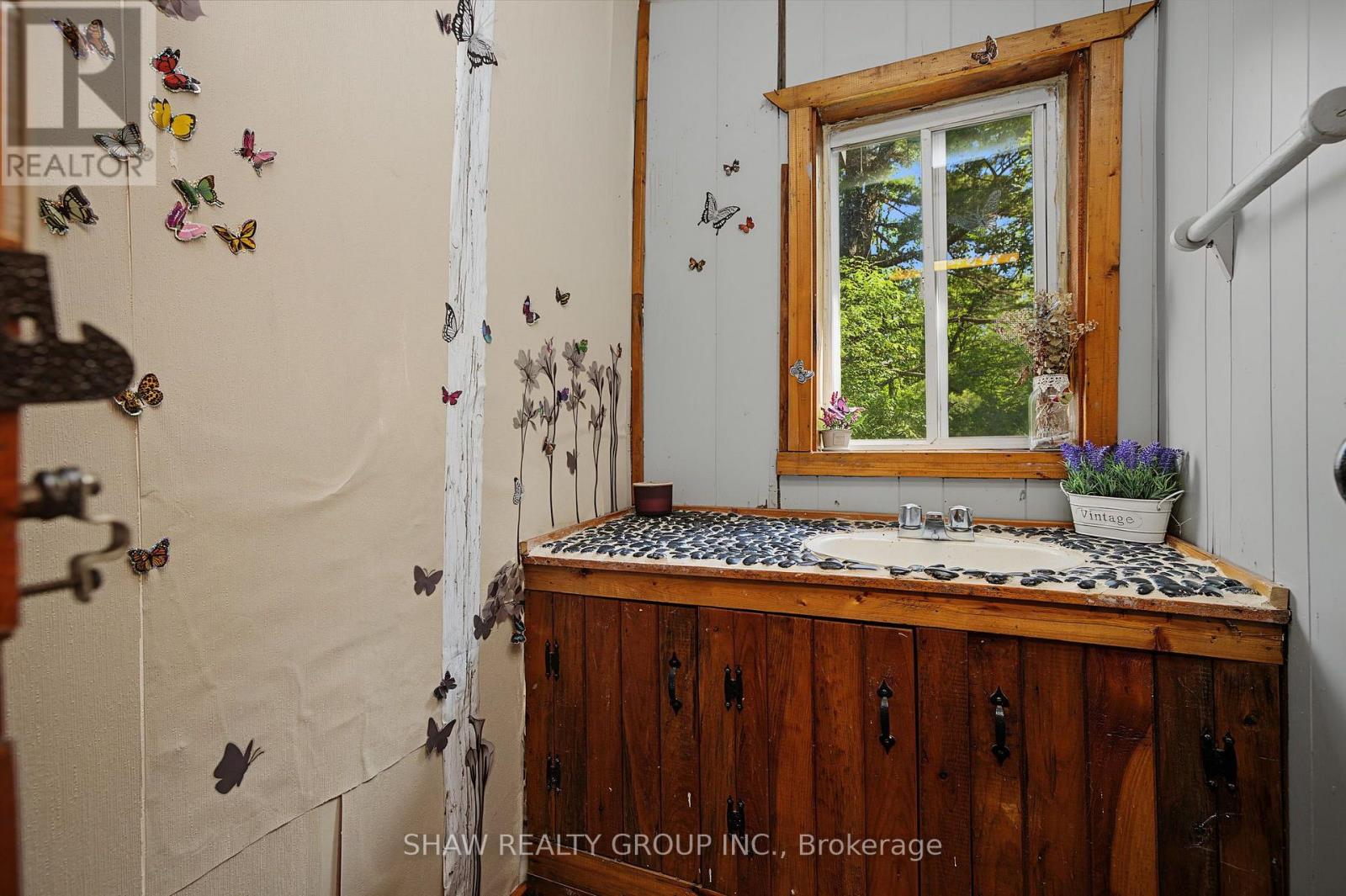 3726 Nipissing Road, Magnetawan, Ontario  P0A 1P0 - Photo 12 - X13635276