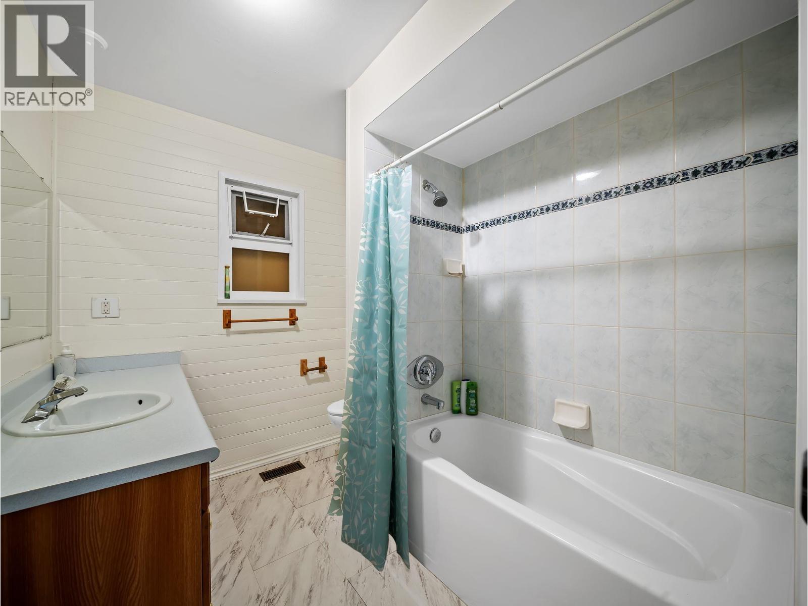 667 Cypress Street, Coquitlam, British Columbia  V3J 6L3 - Photo 28 - R3151586