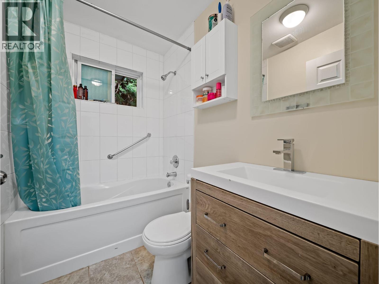 667 Cypress Street, Coquitlam, British Columbia  V3J 6L3 - Photo 22 - R3151586