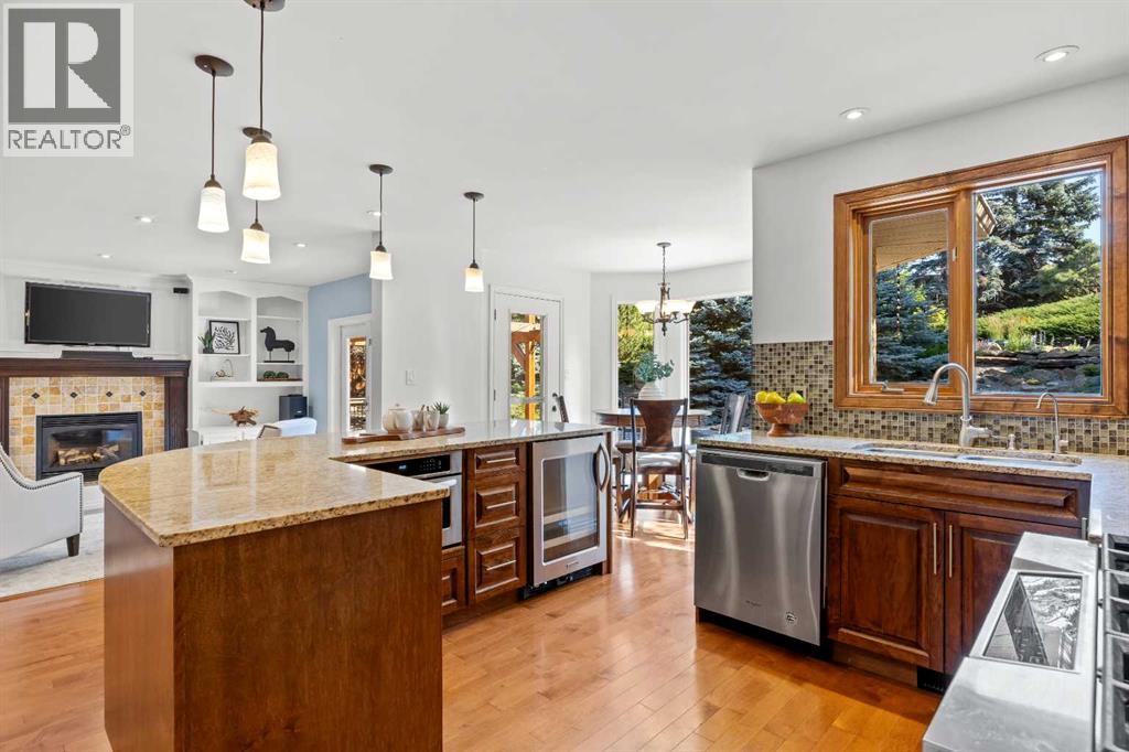138 Scimitar Bay NW, Calgary, Alberta  T3L 1L5 - Photo 9 - A2332852