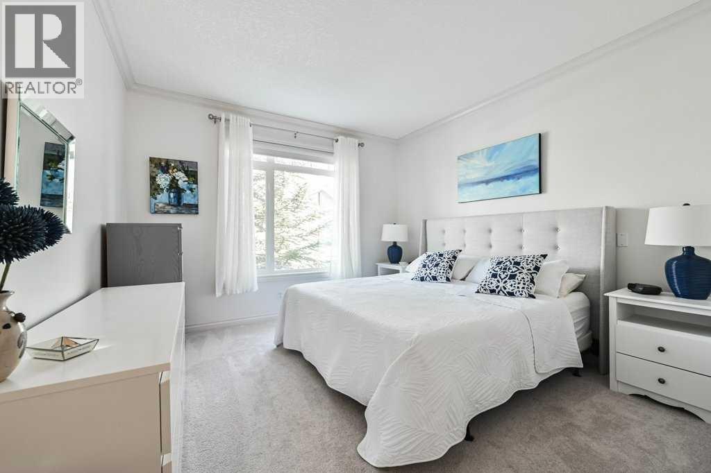56 Discovery Woods Villas SW, Calgary, Alberta  T3H 5A7 - Photo 13 - A2334494