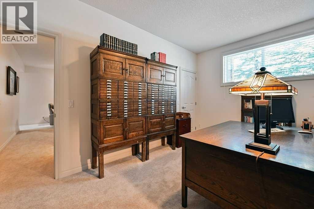 56 Discovery Woods Villas SW, Calgary, Alberta  T3H 5A7 - Photo 26 - A2334494