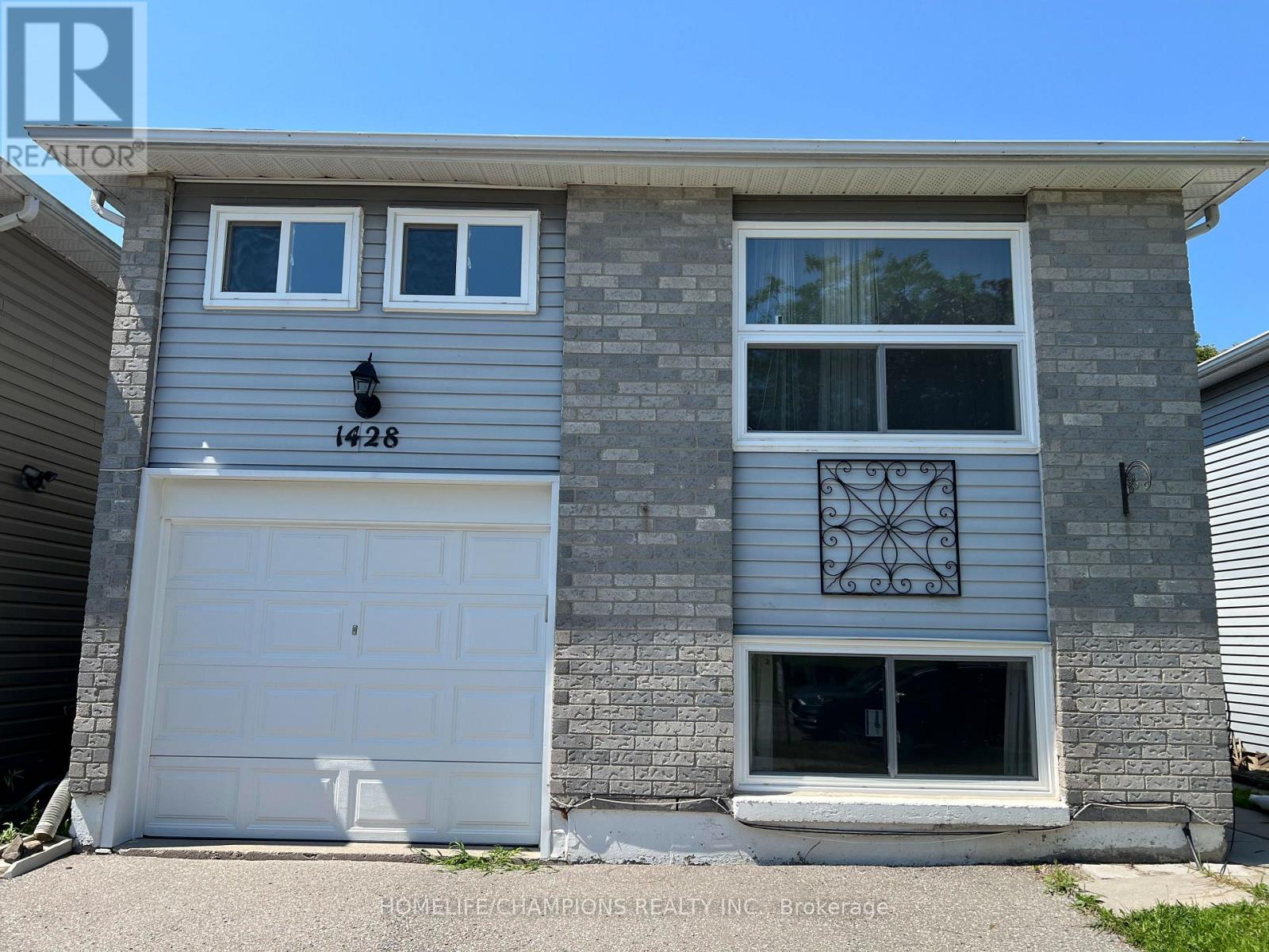 1428 Outlet Drive, Oshawa, Ontario  L1J 7Z5 - Photo 2 - E13629068