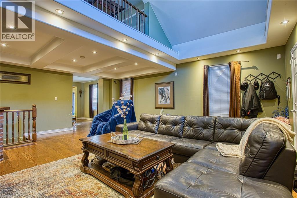 227 Beach Road, Hamilton, Ontario  L8L 4A9 - Photo 7 - 40852849