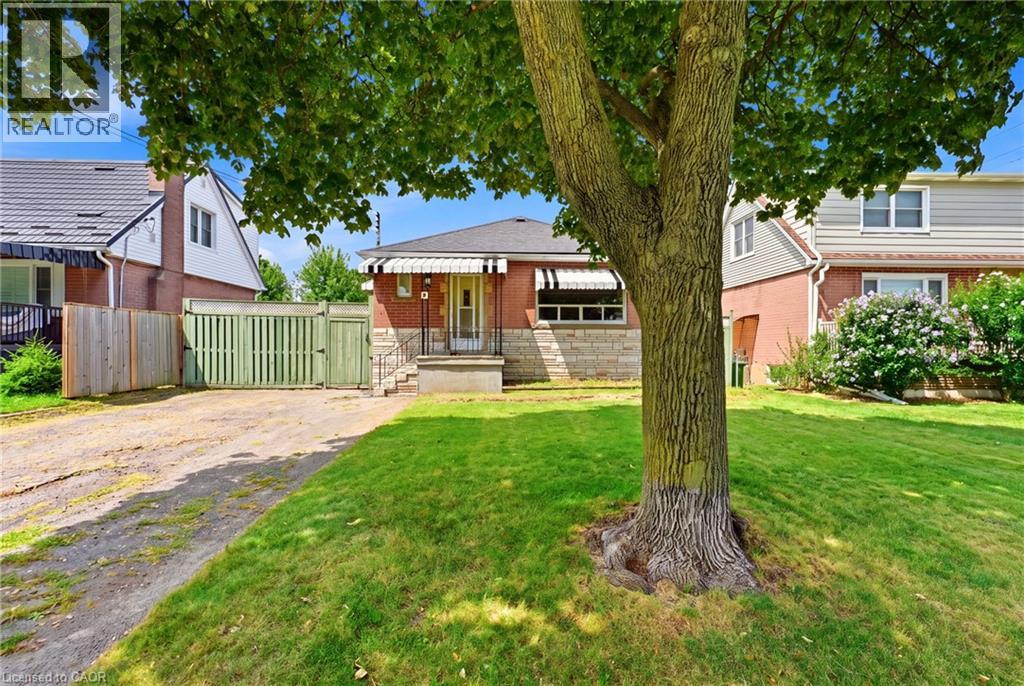 6 Seven Oaks Drive, Hamilton, Ontario  L9A 4C8 - Photo 2 - 40851619