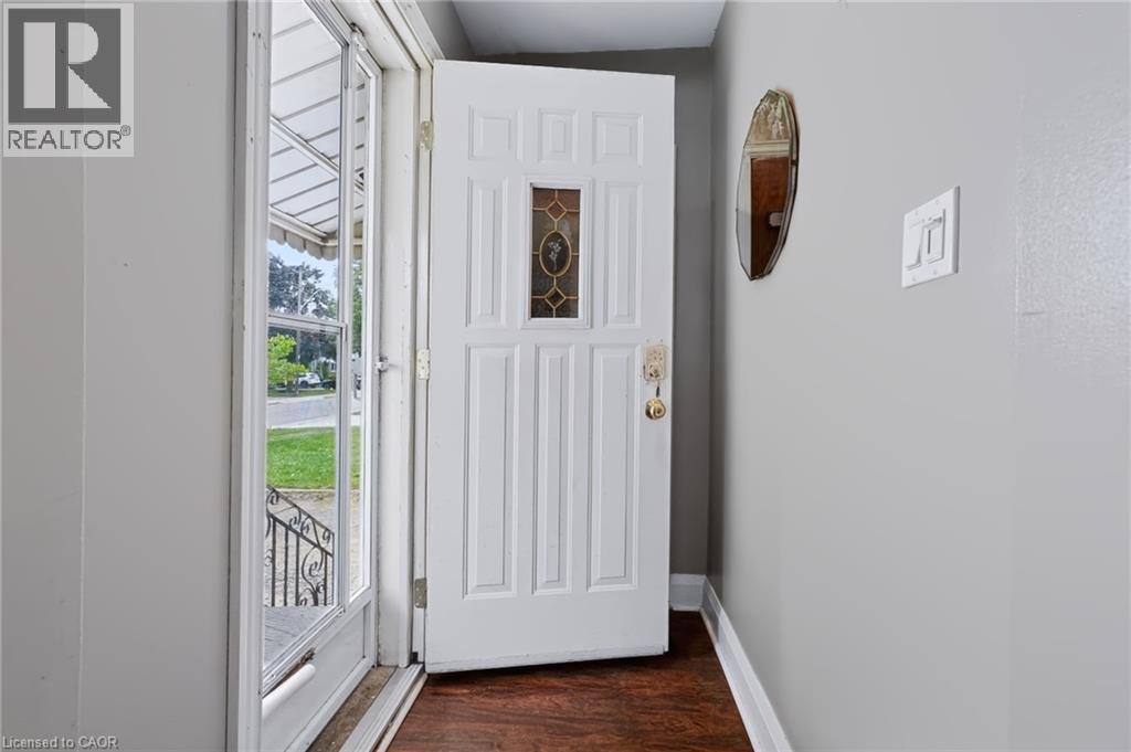 6 Seven Oaks Drive, Hamilton, Ontario  L9A 4C8 - Photo 4 - 40851619