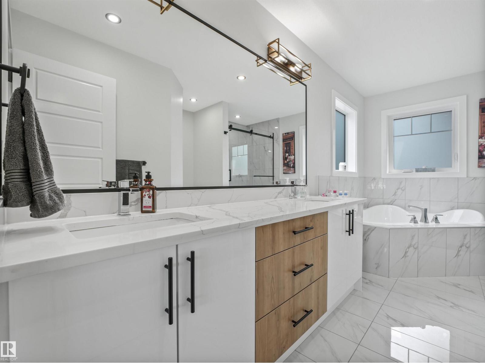 4621 170a Av Nw, Edmonton, Alberta  T5Y 4C9 - Photo 57 - E4501946