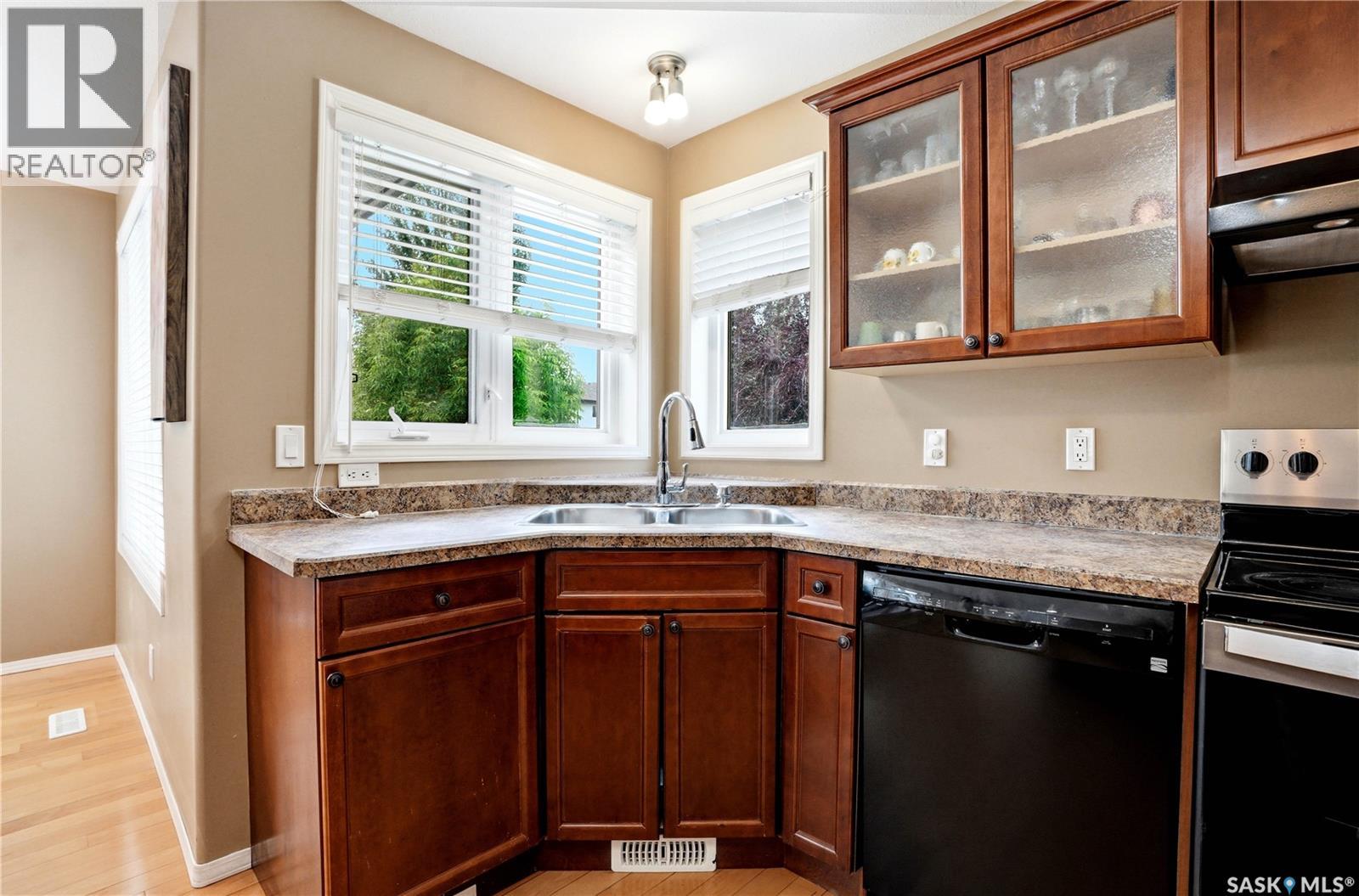 110 Stepney Crescent, Saskatoon, Saskatchewan  S7T 0A5 - Photo 18 - SK044416