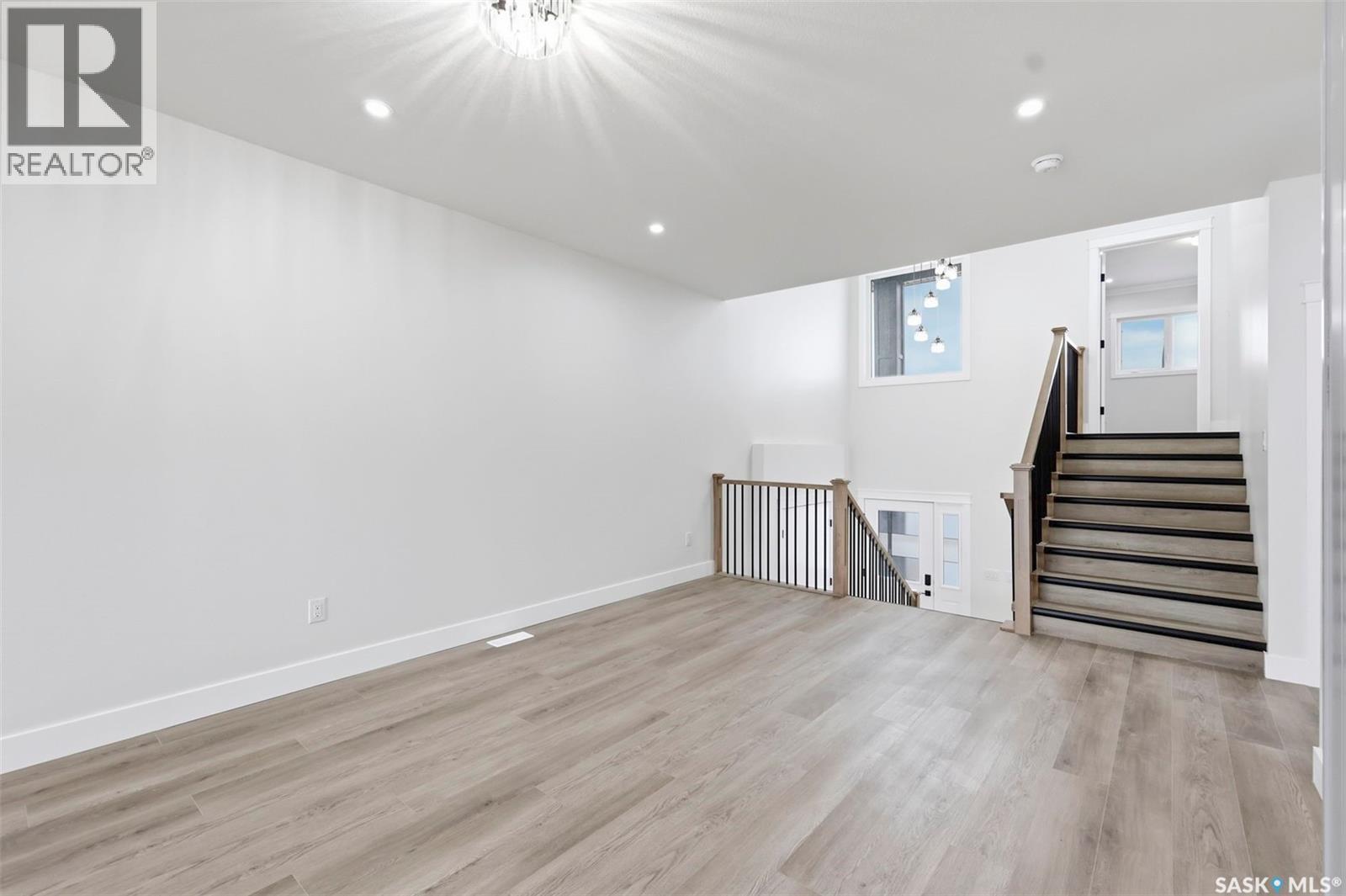 1215 Nightingale Terrace, Saskatoon, Saskatchewan  S7L 7R6 - Photo 6 - SK044206