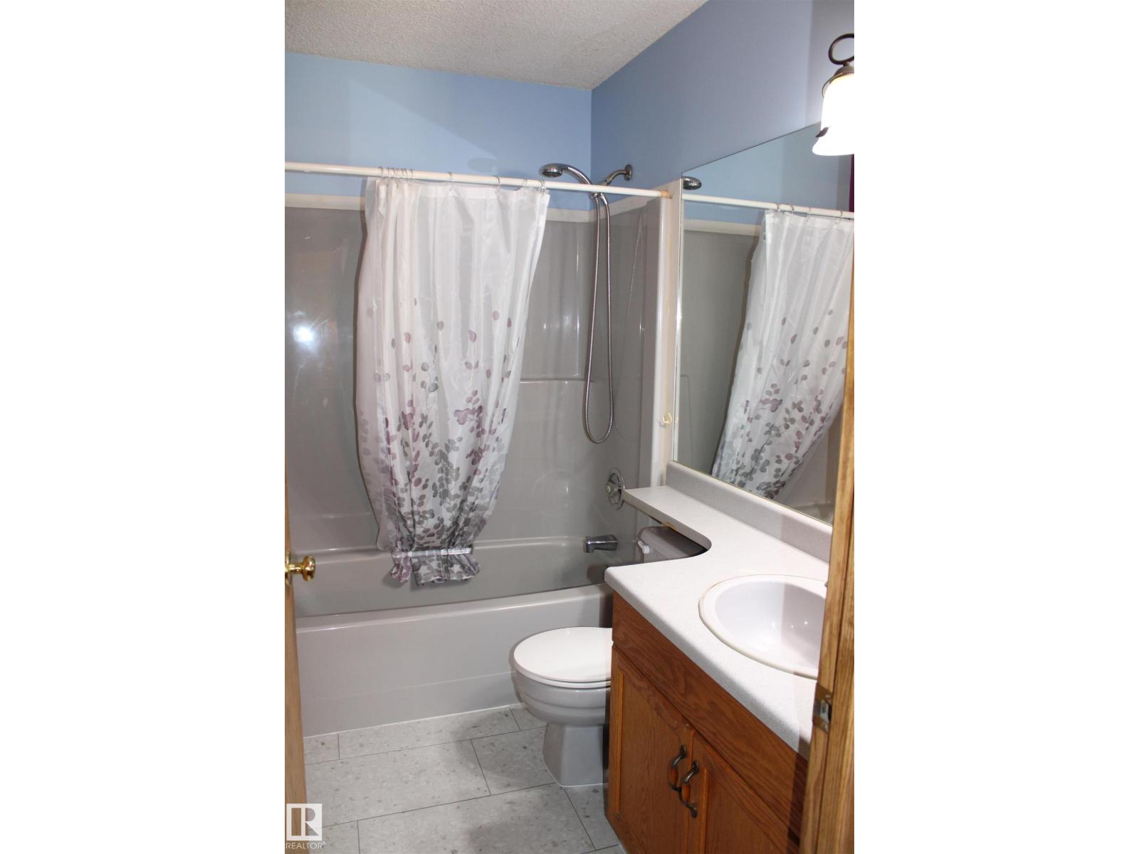 5135 55 Av Nw, Mundare, Alberta  T0B 3H0 - Photo 16 - E4501963