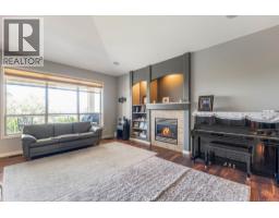 632 Arrowleaf Lane, Kelowna, British Columbia  V1W 4Y5 - Photo 10 - 10394302