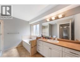 632 Arrowleaf Lane, Kelowna, British Columbia  V1W 4Y5 - Photo 23 - 10394302