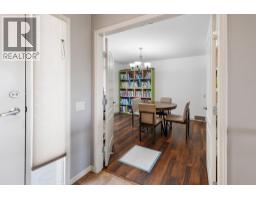 632 Arrowleaf Lane, Kelowna, British Columbia  V1W 4Y5 - Photo 5 - 10394302
