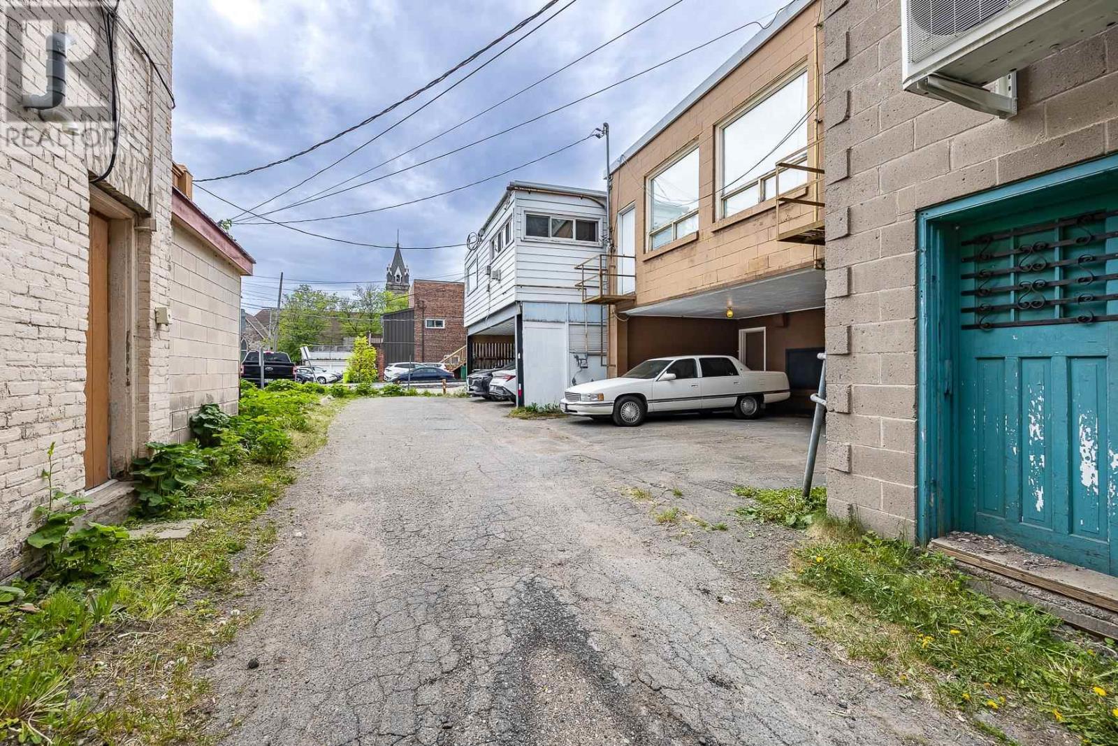 716-718 Queen St E, Sault Ste. Marie, Ontario P6A 2A9 - Photo 42 - SM261383