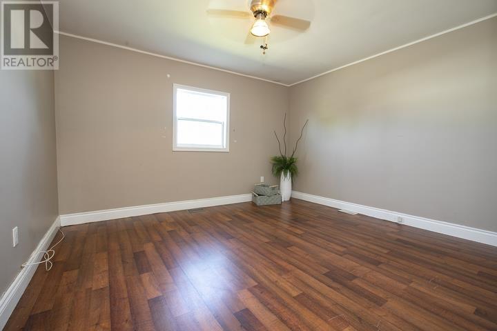 82 Cameron Ave, Sault Ste. Marie, Ontario P6B 4X2 - Photo 35 - SM261803