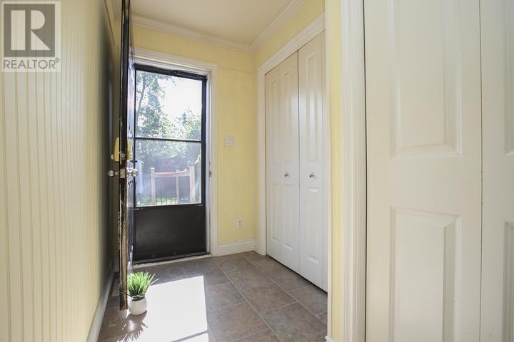 82 Cameron Ave, Sault Ste. Marie, Ontario P6B 4X2 - Photo 33 - SM261803