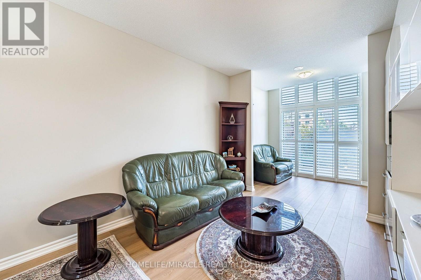 121 - 18 Harding Boulevard, Richmond Hill, Ontario  L4C 0T3 - Photo 11 - N13593818