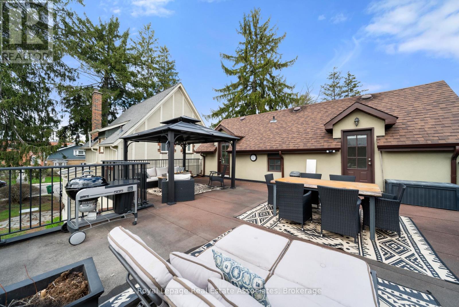 36 Mississauga Road N, Mississauga, Ontario  L5H 2H6 - Photo 24 - W13027242