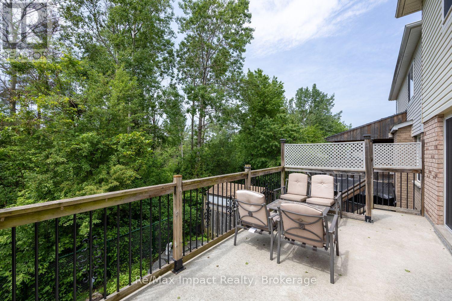 667 Brasswinds Trail, Oshawa, Ontario  L1K 2Z2 - Photo 15 - E13635606