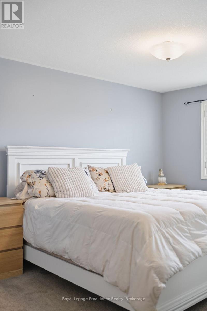 33 Chinook Street, Belleville, Ontario  K8P 0C6 - Photo 24 - X13635308