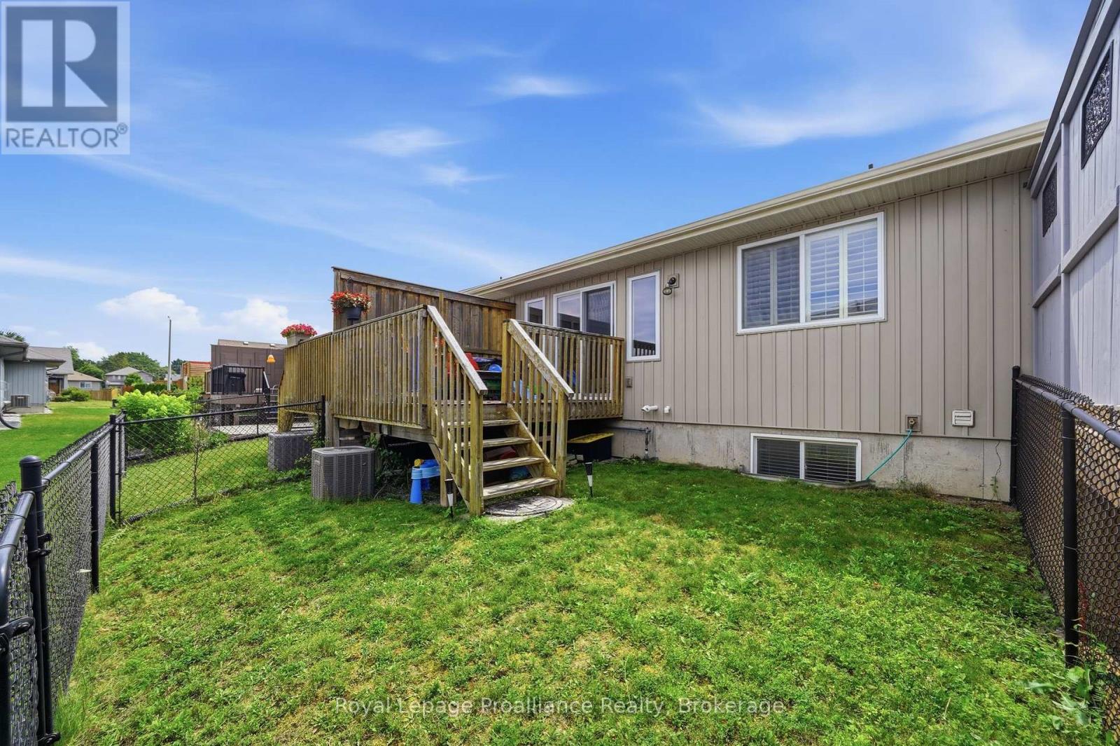 33 Chinook Street, Belleville, Ontario  K8P 0C6 - Photo 39 - X13635308