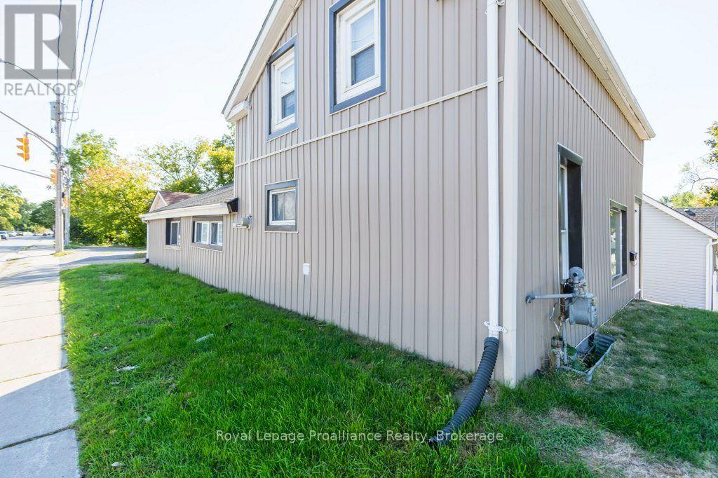 95 Grier Street, Belleville, Ontario  K8P 3A2 - Photo 3 - X13635398