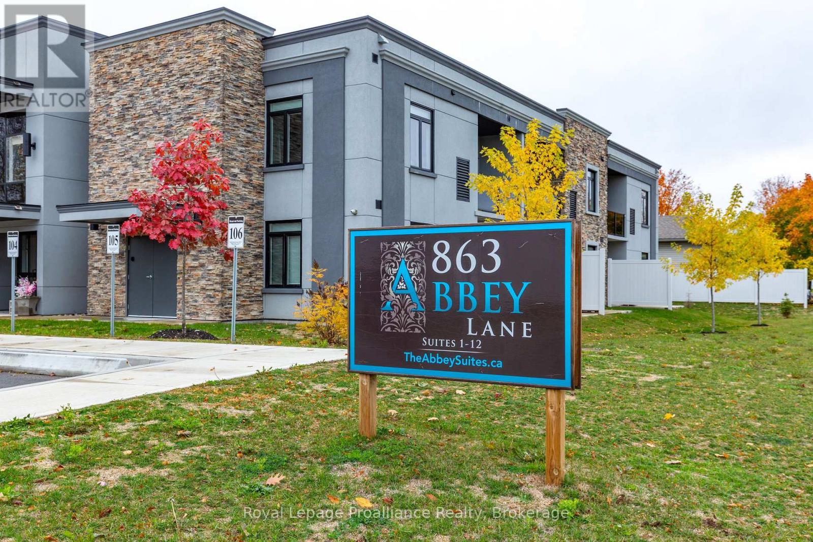 206 - 863 ABBEY LANE, Peterborough, Ontario