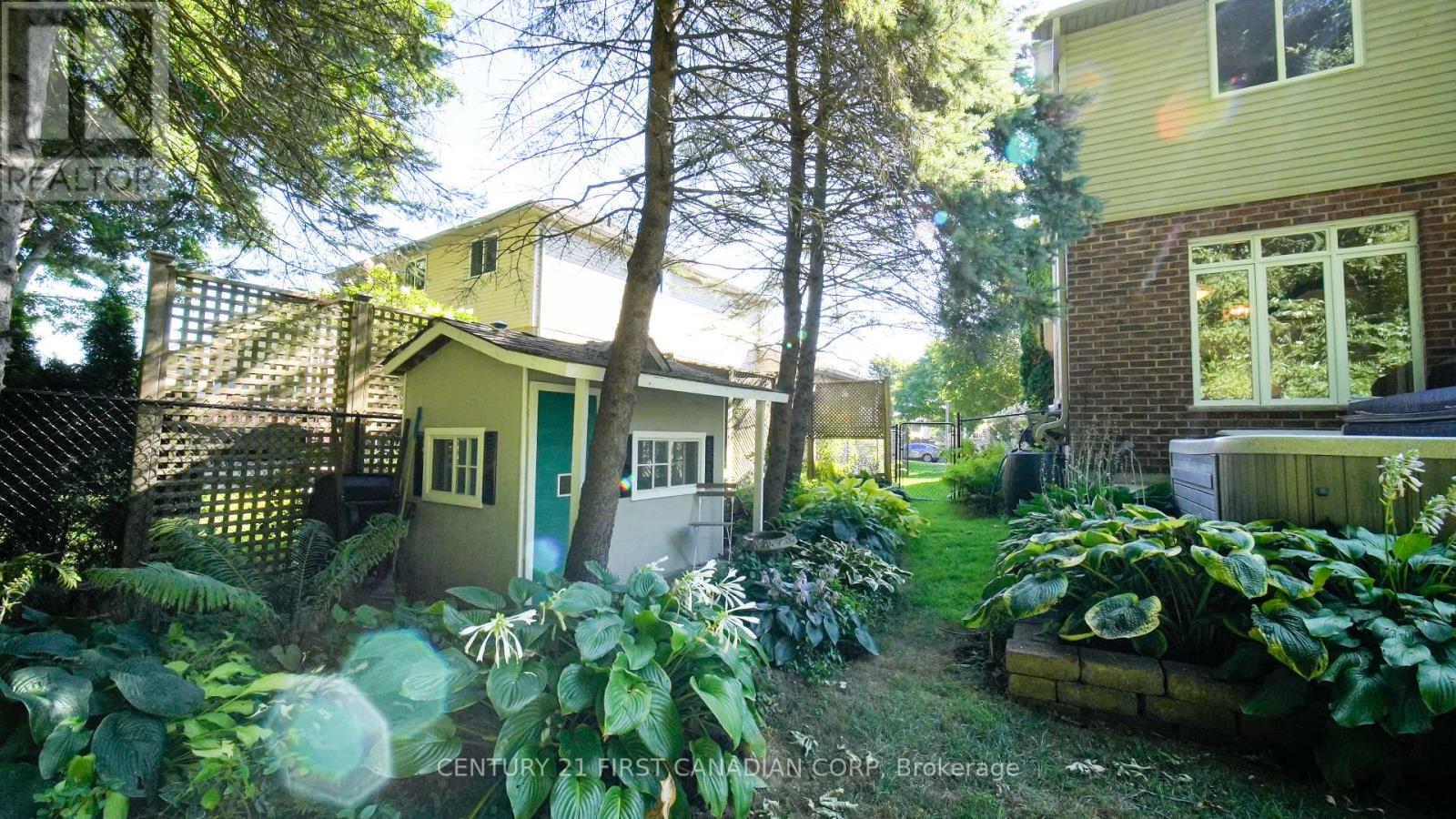 327 Richmeadow Road, London North, Ontario  N6H 5T2 - Photo 37 - X13635502