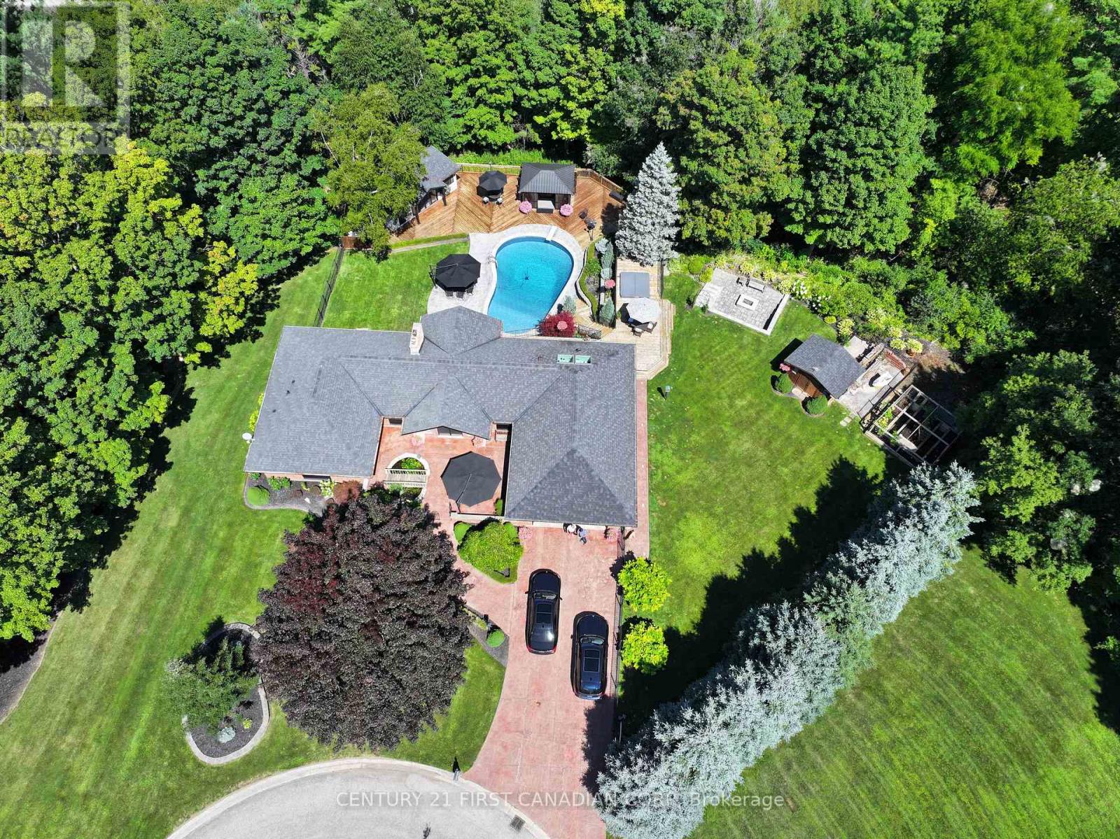 2314 Lime Kiln Drive, London South, Ontario  N6K 4P6 - Photo 2 - X13635588
