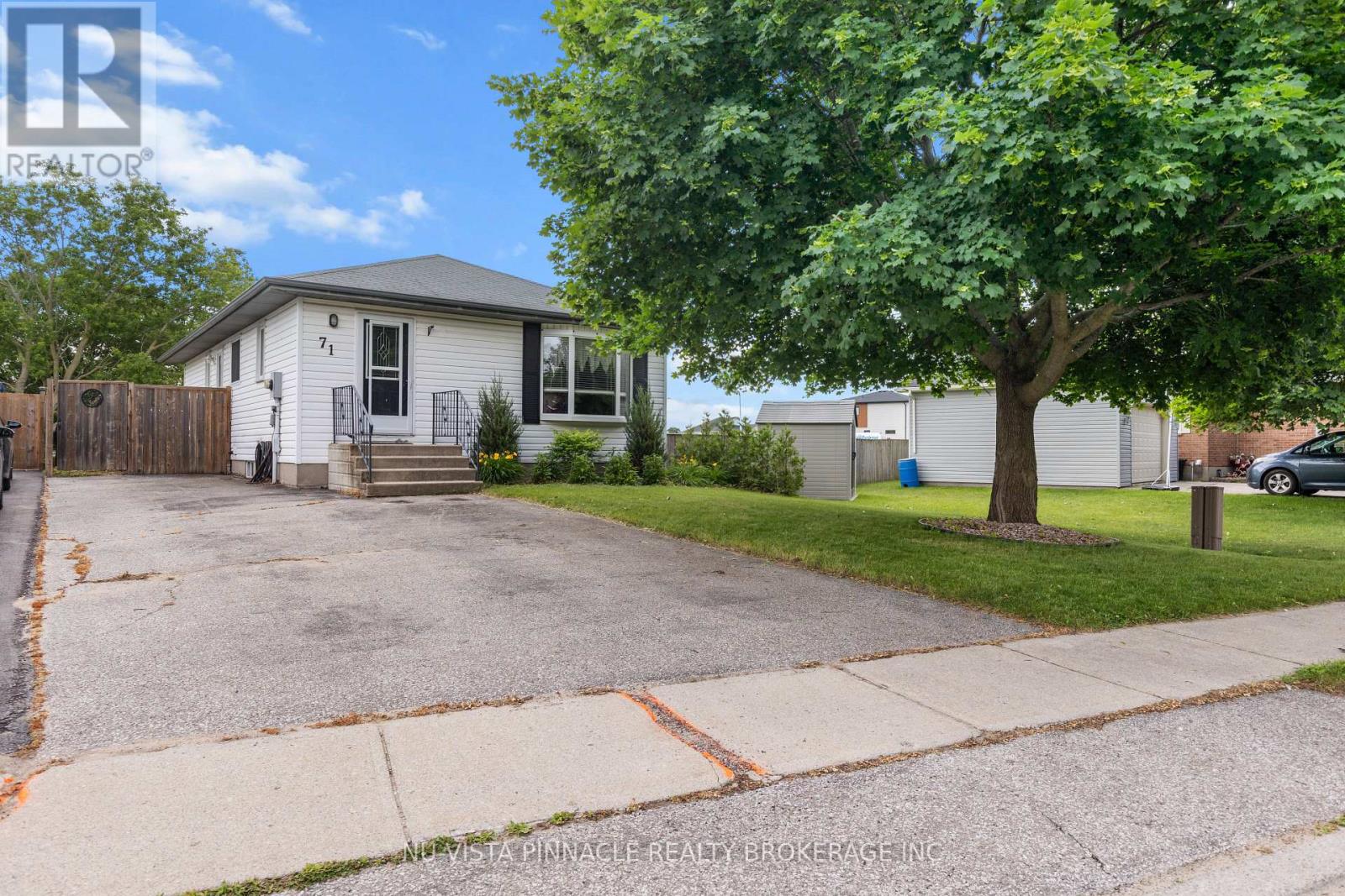 71 Melanie Drive, Aylmer, Ontario  N5H 3G5 - Photo 1 - X13635618