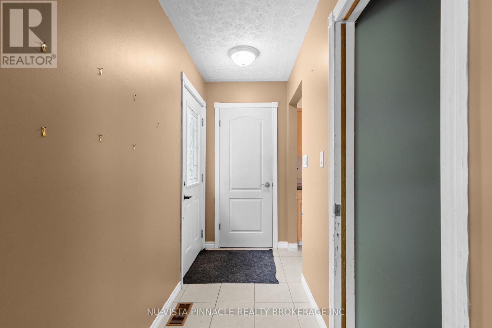 71 Melanie Drive, Aylmer, Ontario  N5H 3G5 - Photo 6 - X13635618
