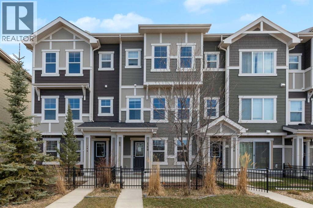 140 Sundown Road, Cochrane, Alberta  T4C 2M5 - Photo 1 - A2306412