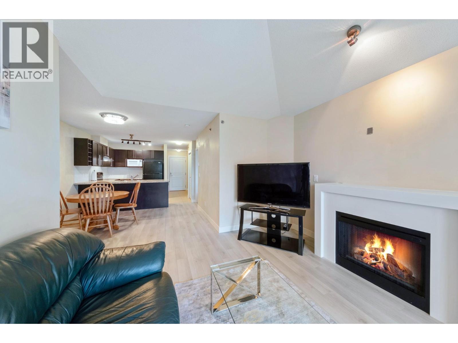 1089 Sunset Drive Unit# 402, Kelowna, British Columbia  V1Y 9Z3 - Photo 6 - 10389602