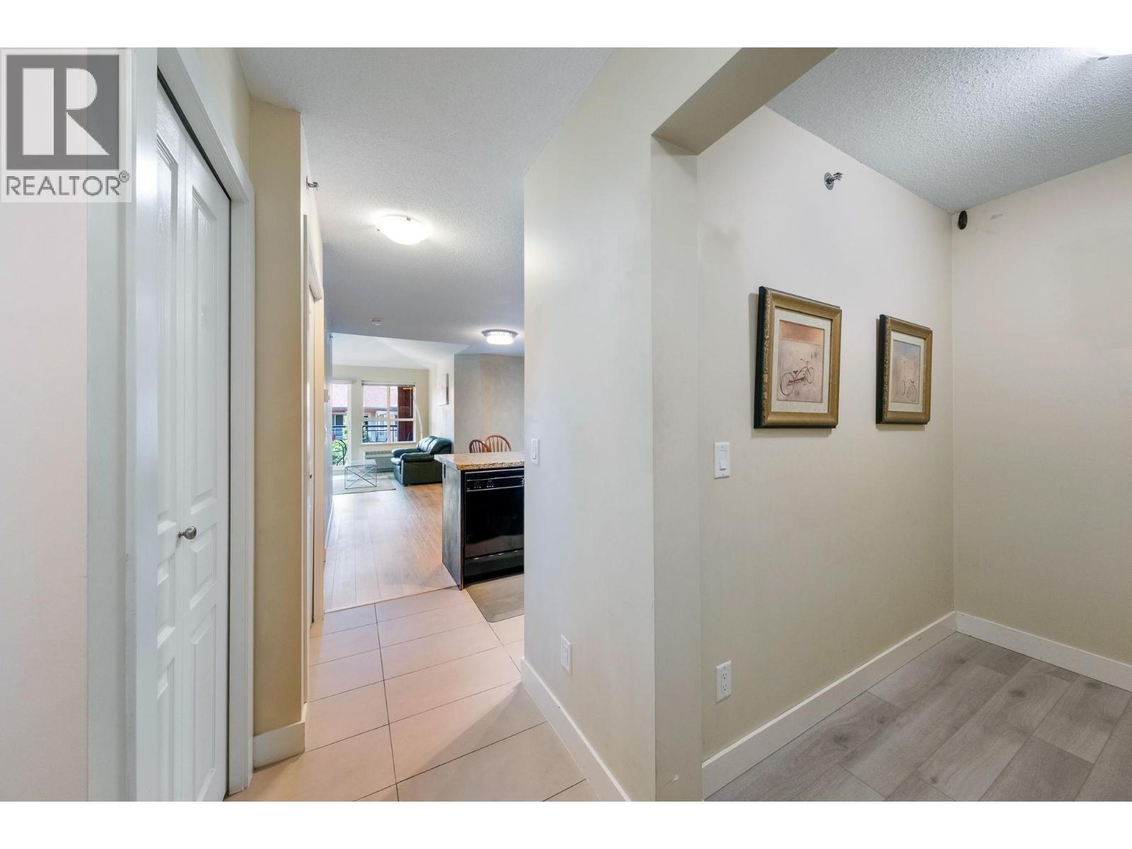 1089 Sunset Drive Unit# 402, Kelowna, British Columbia  V1Y 9Z3 - Photo 18 - 10389602