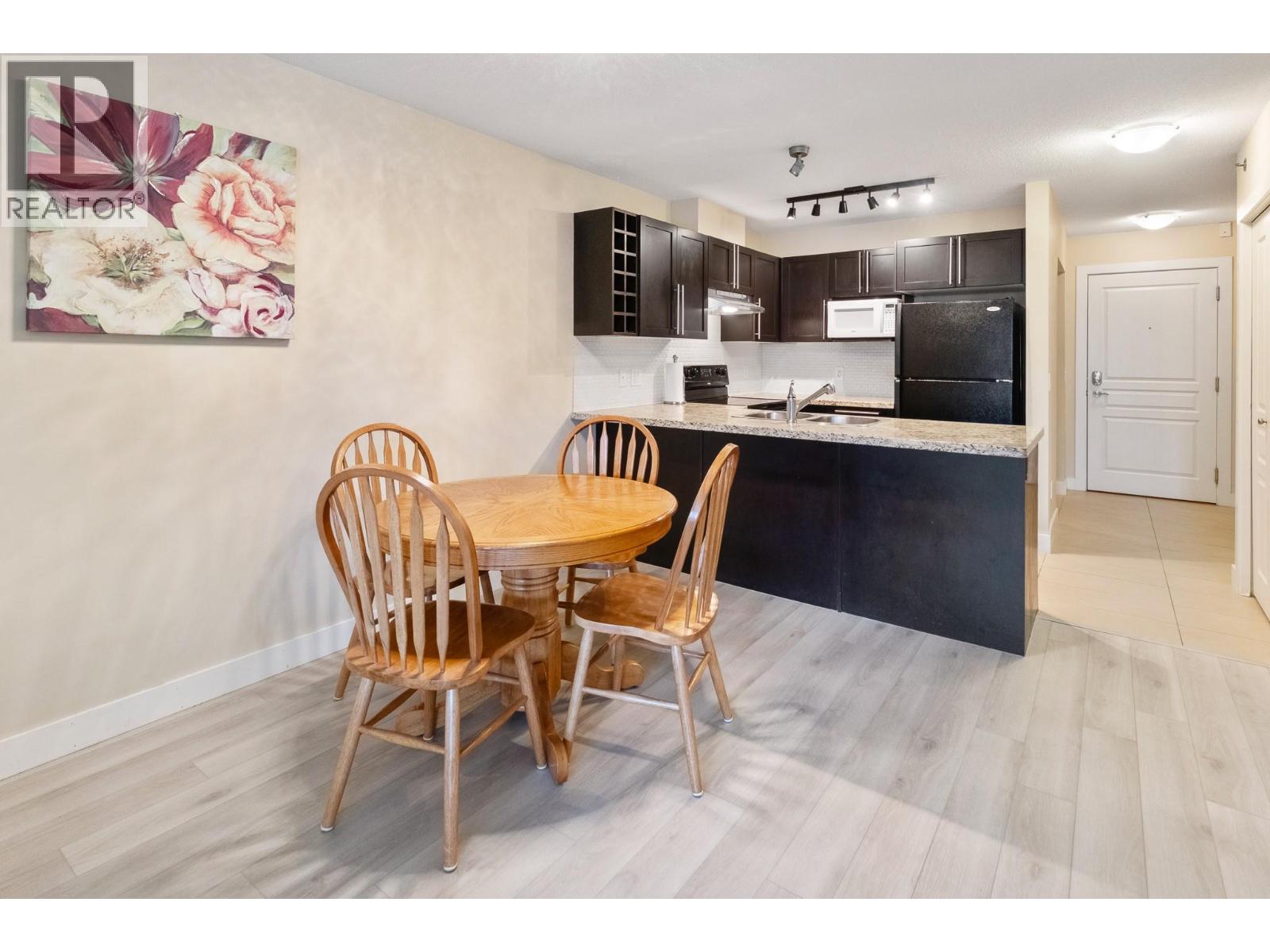 1089 Sunset Drive Unit# 402, Kelowna, British Columbia  V1Y 9Z3 - Photo 12 - 10389602