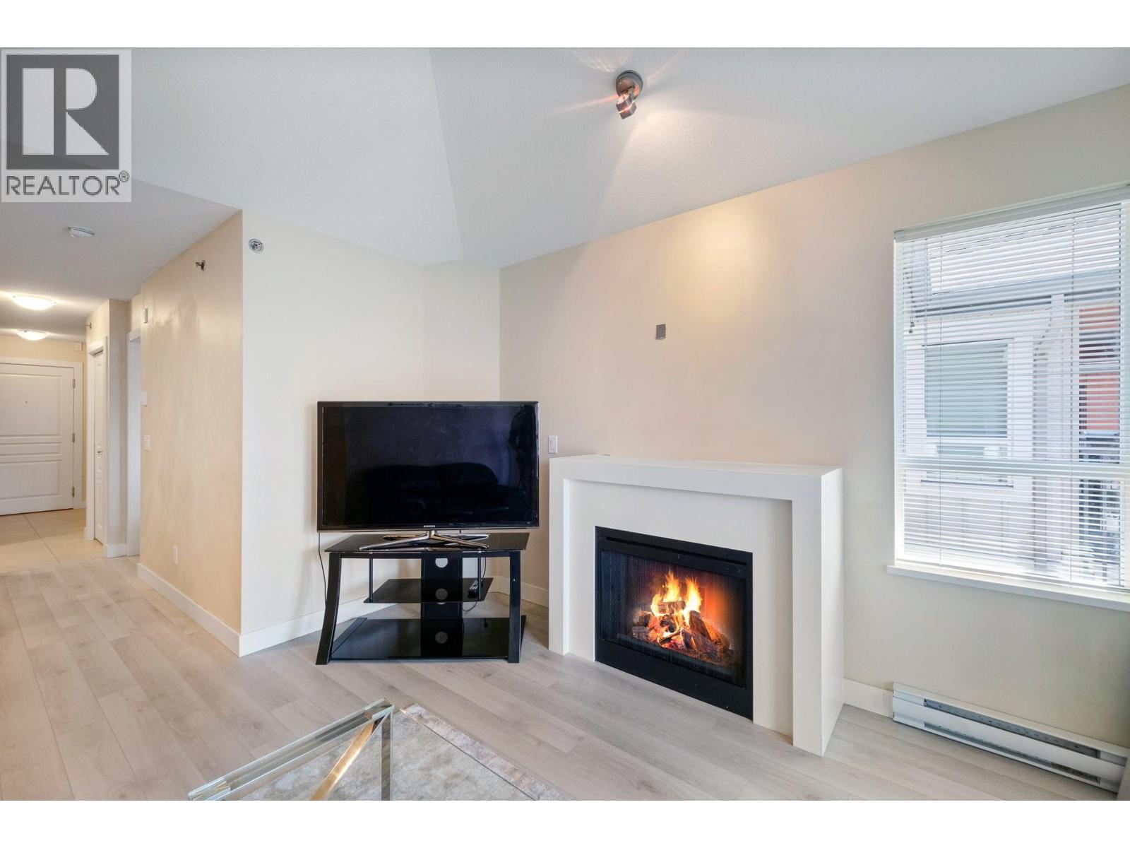 1089 Sunset Drive Unit# 402, Kelowna, British Columbia  V1Y 9Z3 - Photo 5 - 10389602