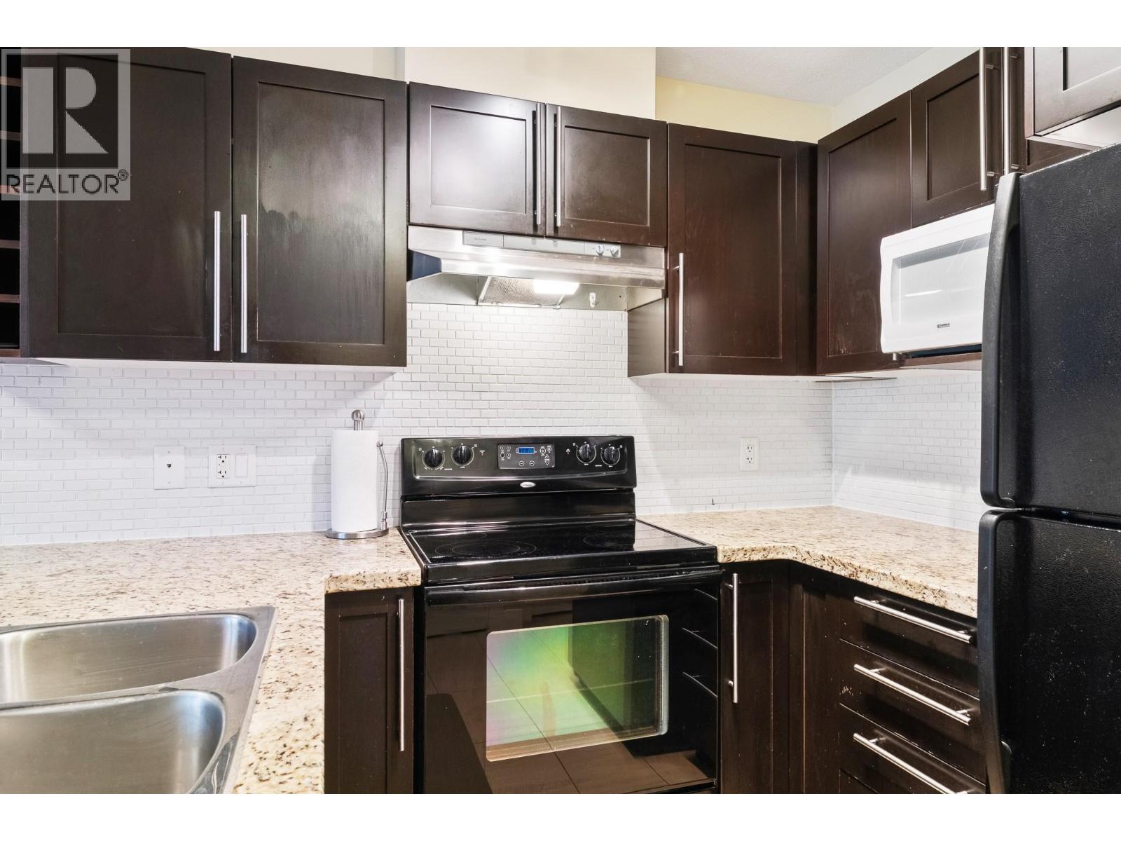 1089 Sunset Drive Unit# 402, Kelowna, British Columbia  V1Y 9Z3 - Photo 9 - 10389602