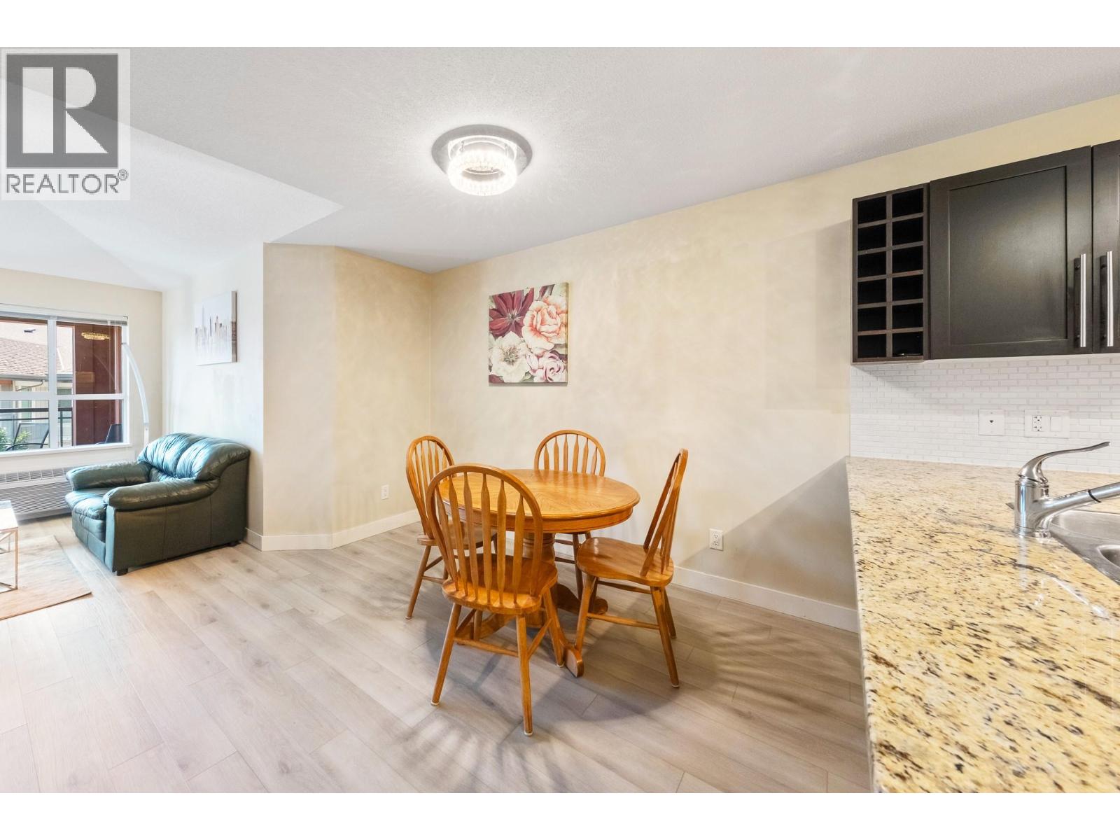1089 Sunset Drive Unit# 402, Kelowna, British Columbia  V1Y 9Z3 - Photo 11 - 10389602
