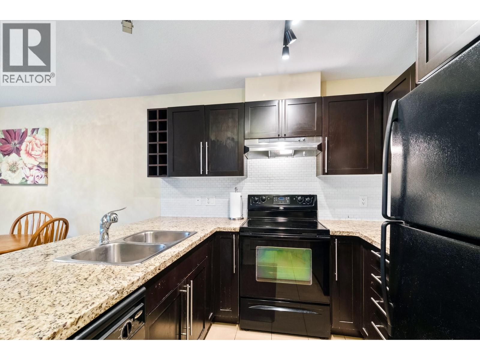 1089 Sunset Drive Unit# 402, Kelowna, British Columbia  V1Y 9Z3 - Photo 8 - 10389602