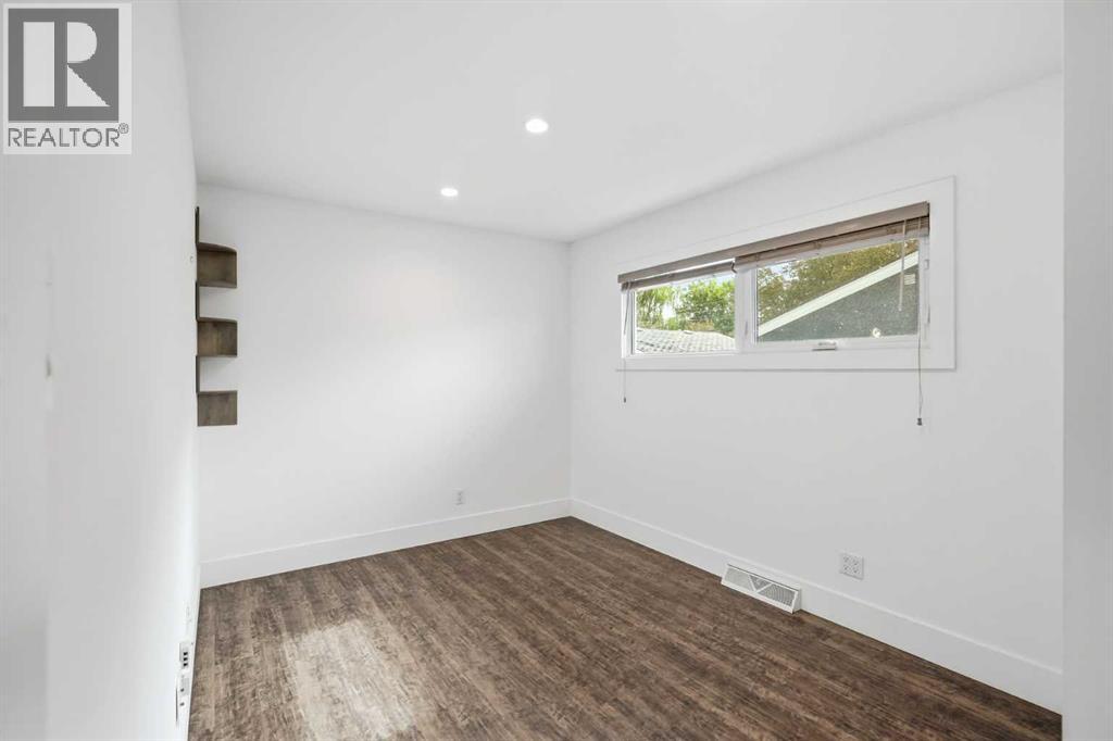 10012 Willowview Road SE, Calgary, Alberta  T2J 1P4 - Photo 14 - A2322285