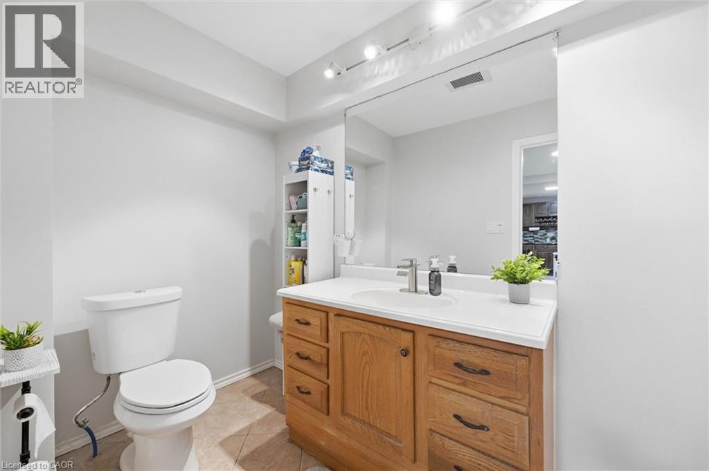 450 East 42nd Street, Hamilton, Ontario  L8T 3B3 - Photo 15 - 40853119