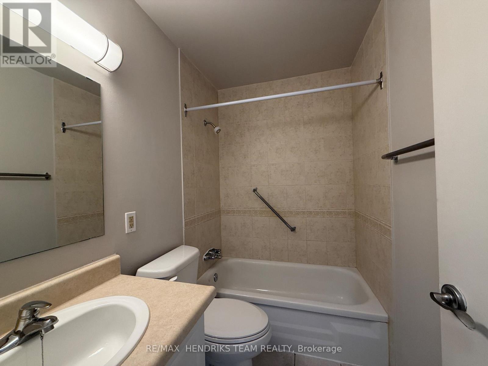 201 - 39 Leaside Drive, St. Catharines, Ontario  L2M 4G2 - Photo 11 - X13635474