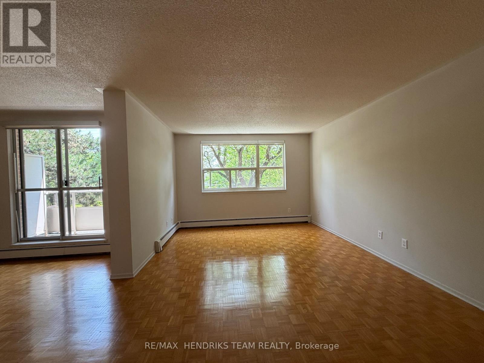201 - 39 Leaside Drive, St. Catharines, Ontario  L2M 4G2 - Photo 5 - X13635474