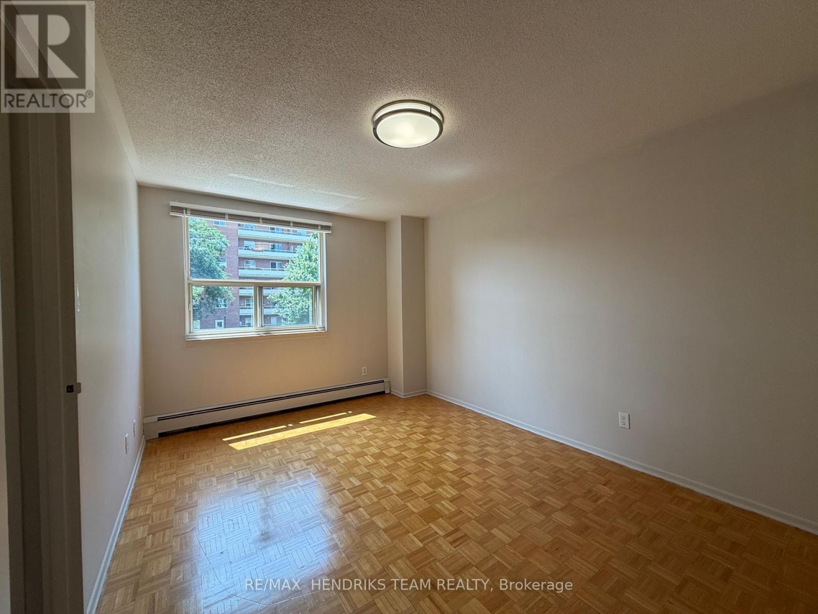 201 - 39 Leaside Drive, St. Catharines, Ontario  L2M 4G2 - Photo 9 - X13635474