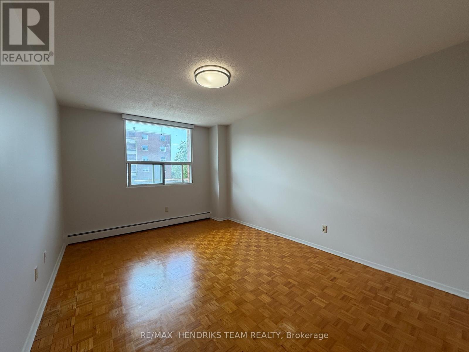 303 - 49 Leaside Drive, St. Catharines, Ontario  L2M 4G4 - Photo 10 - X13635504