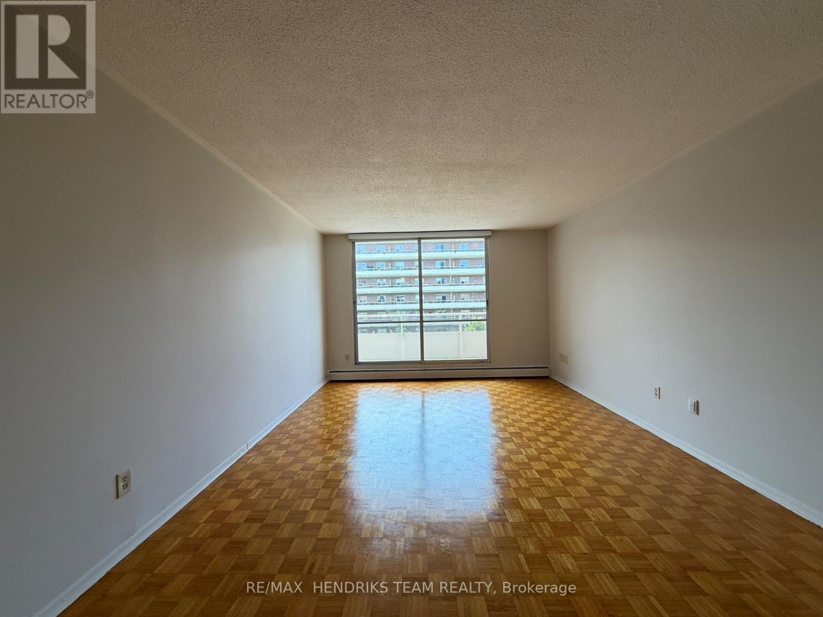 303 - 49 Leaside Drive, St. Catharines, Ontario  L2M 4G4 - Photo 6 - X13635504